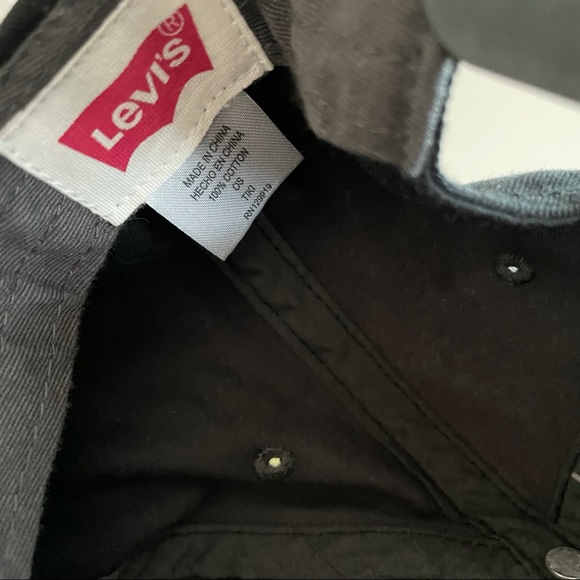 Levi’s Dip Dyed Baseball Hat - Picture 5 of 6